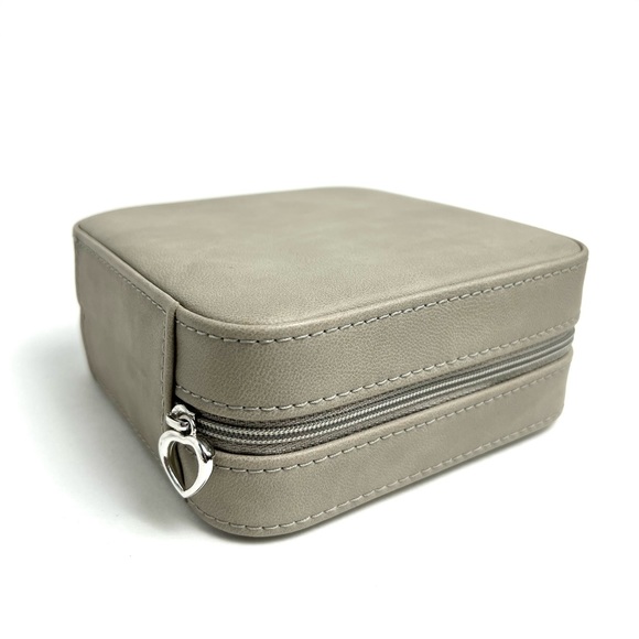 Mele & Co Dana Jewelry Box - Picture 2 of 5